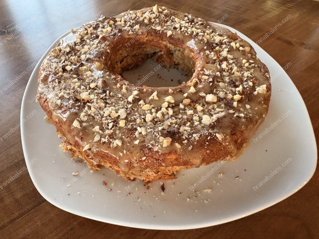 Кекс с тиквички, моркови и ябълки - 6 БПВМ