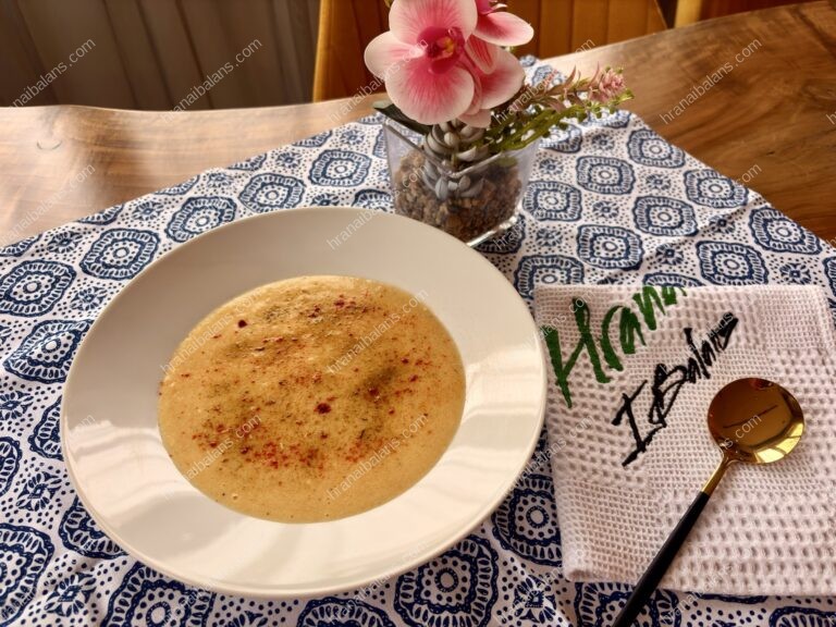 Крем супа „Зона Комфорт“ с пиле, карфиол и извара